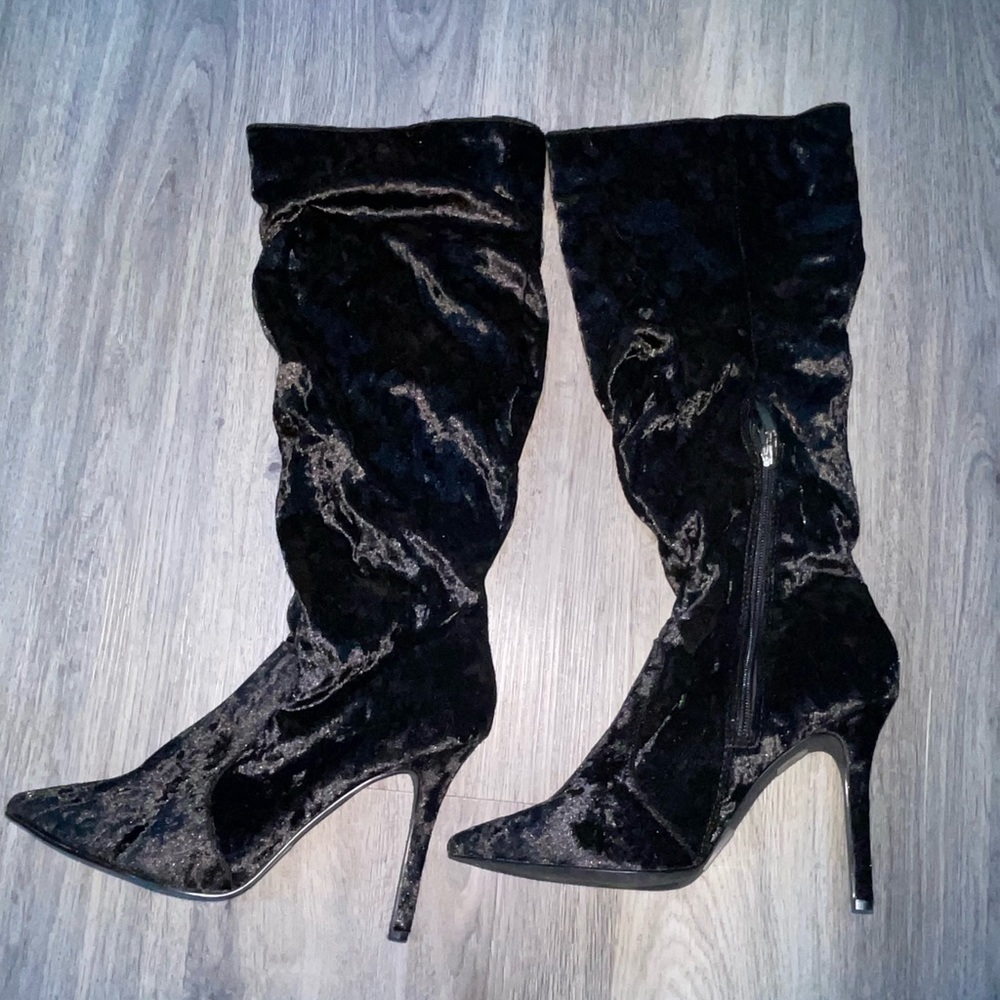 Sway heel boots Black